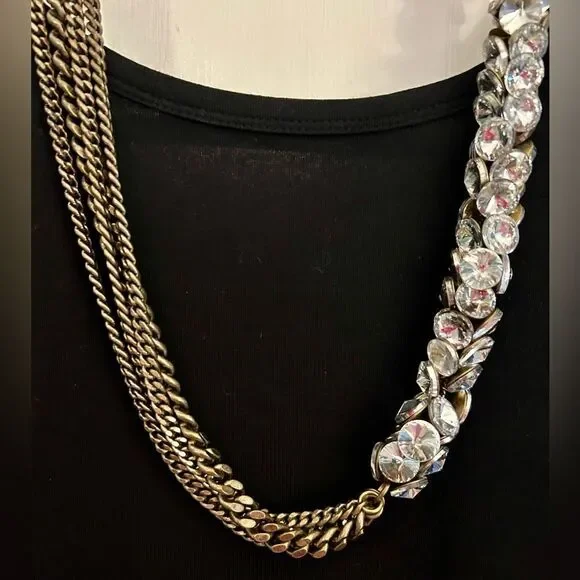 Madewell crystal, curb chain asymmetrical necklace. - Picture 3 of 10